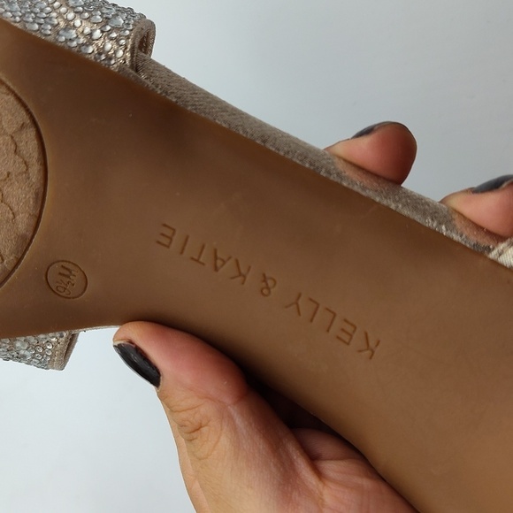 NEW Kelly & Katie Dahlia Platform Sandal Heels Size 9.5 - Picture 14 of 14